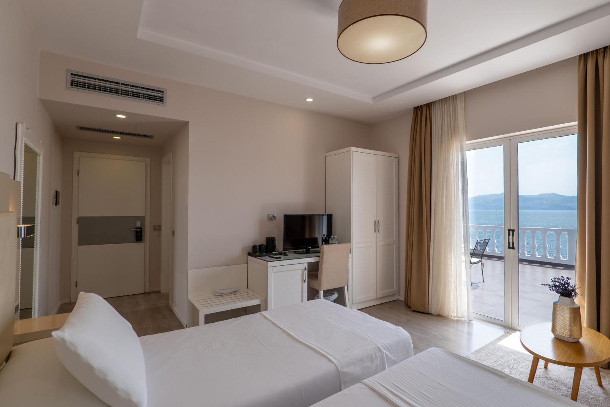 Hotel Sejko Sarande Ngoại thất bức ảnh