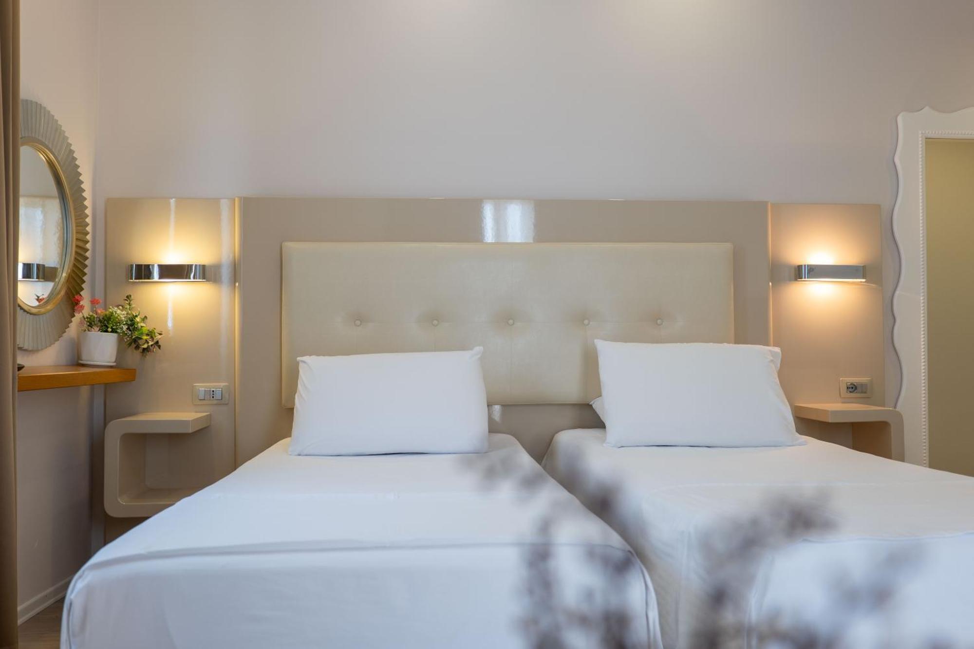 Hotel Sejko Sarande Ngoại thất bức ảnh