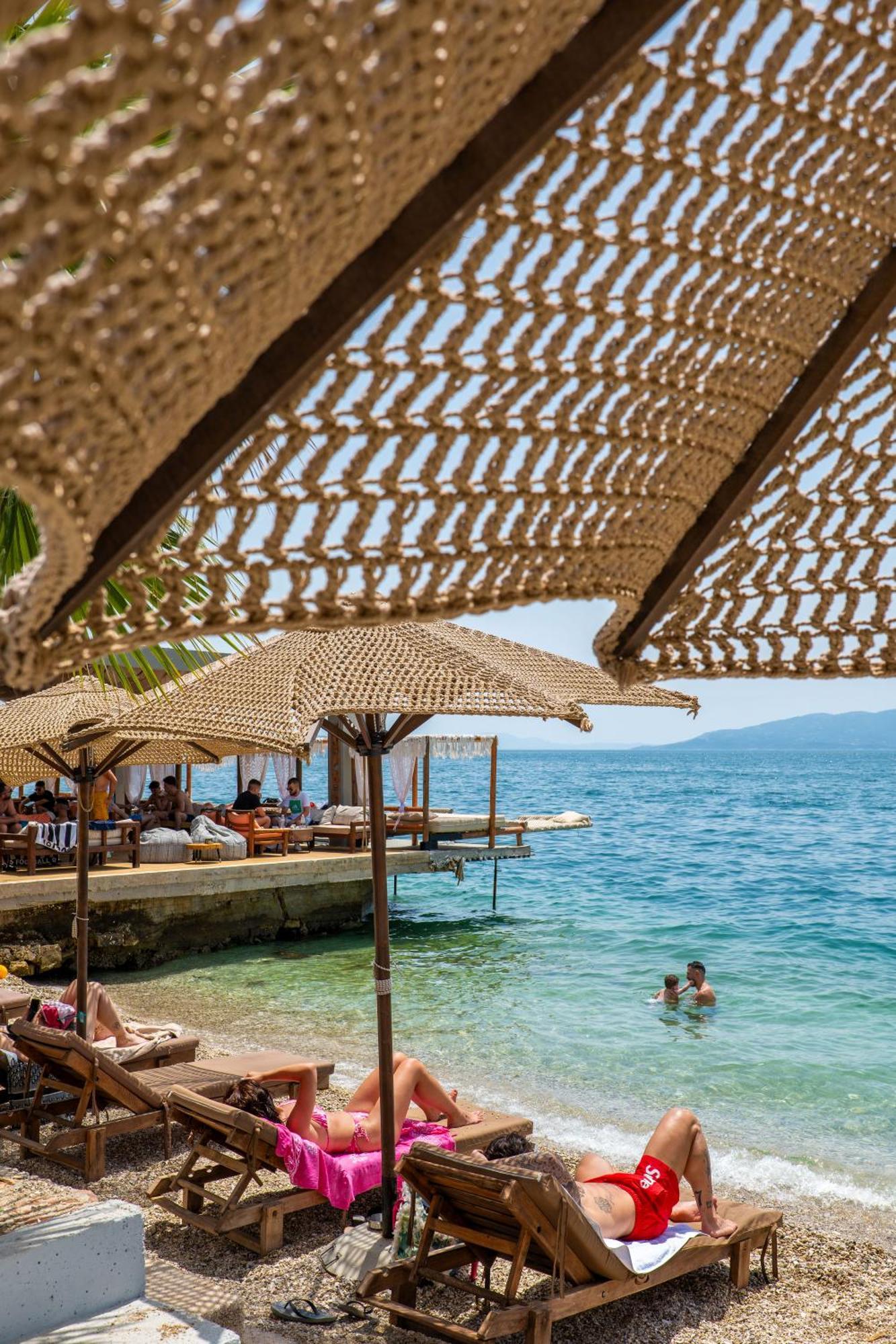 Hotel Sejko Sarande Ngoại thất bức ảnh